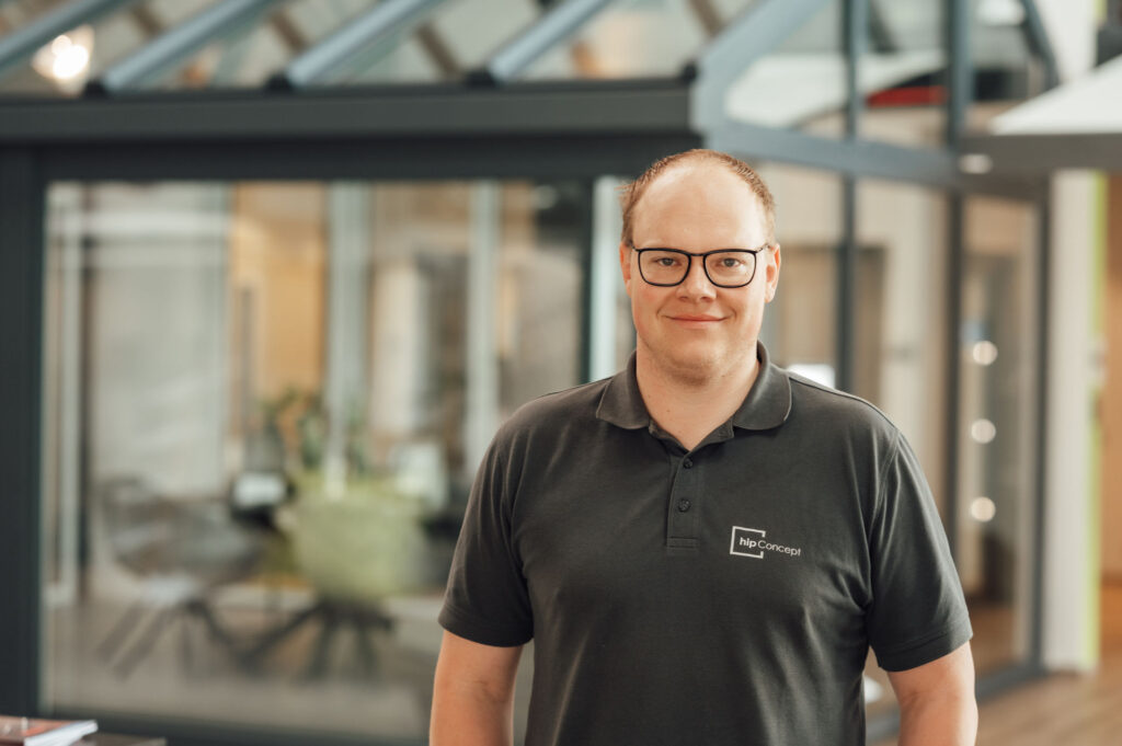 Jan Stöppelmann lächelt freundlich in die Kamera